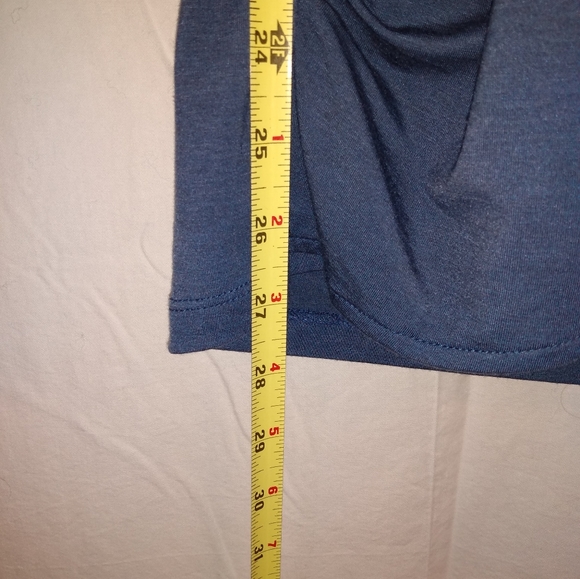 Athleta blue long sleeve scoop neck layered top - Picture 8 of 9